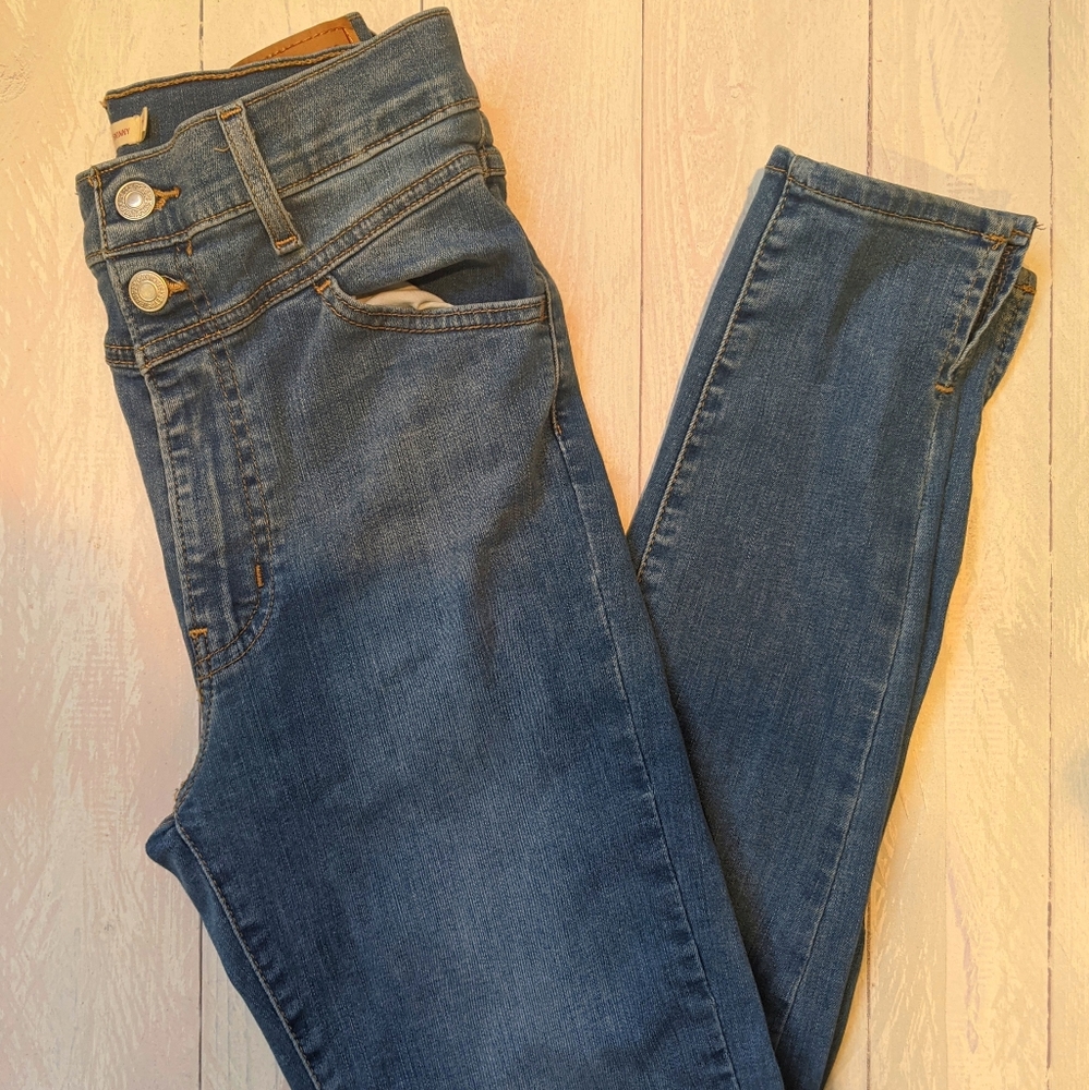 Levi's Mile High Super Skinny Jeans